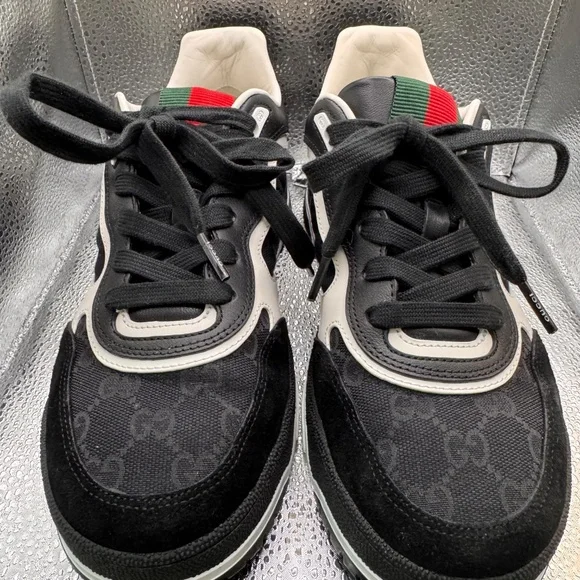 Men’s Gucci Re-Web sneaker - Picture 2 of 14